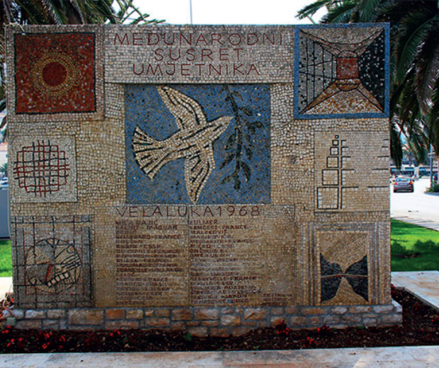 Luka mozaika - World's longest mosaic